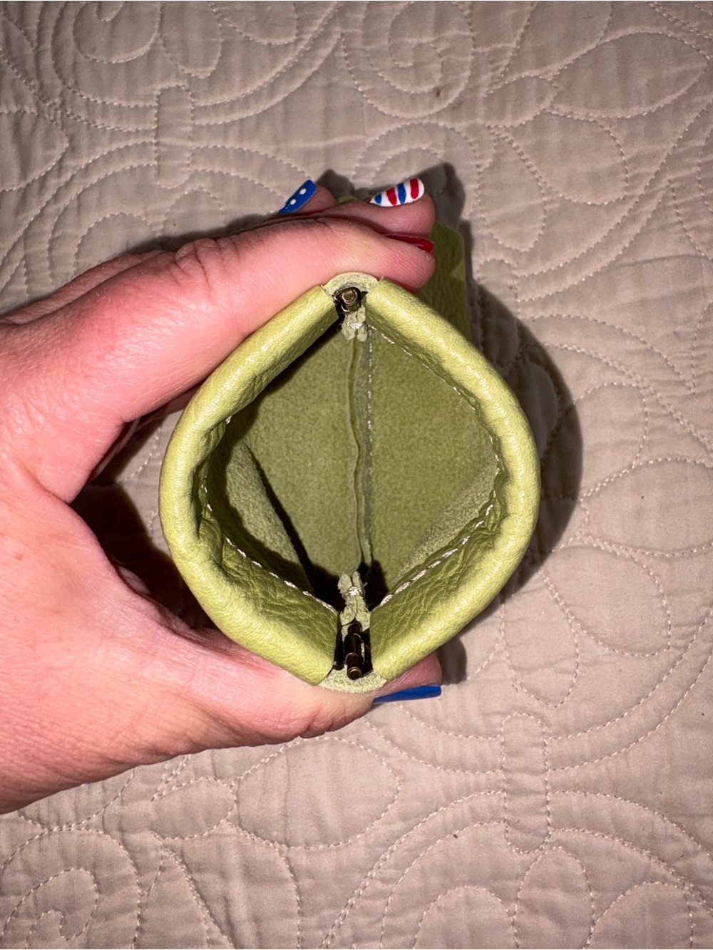 Portland Leather sugar snap penny pouch - Picture 4 of 5
